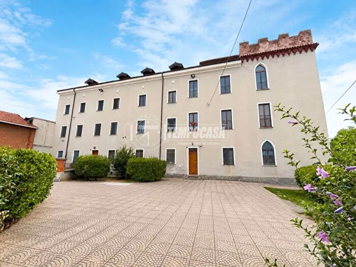 Appartamento trilocale in vendita in Strada Statale, Villareggia