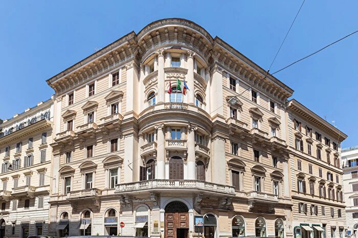 Appartamento in vendita in Via Piave, Roma