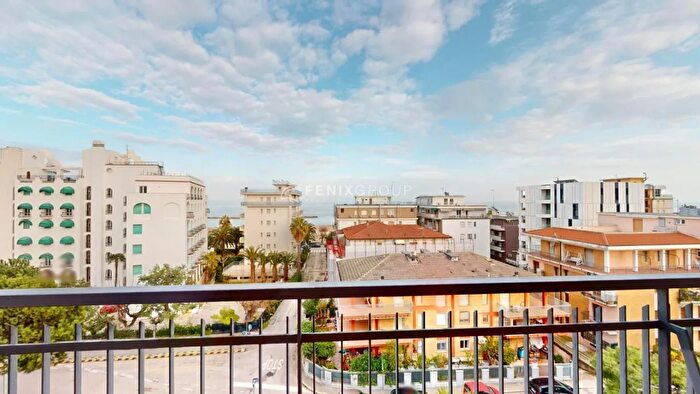 Appartamento quadrilocale in vendita in Via dei Mille, San Benedetto Del Tronto