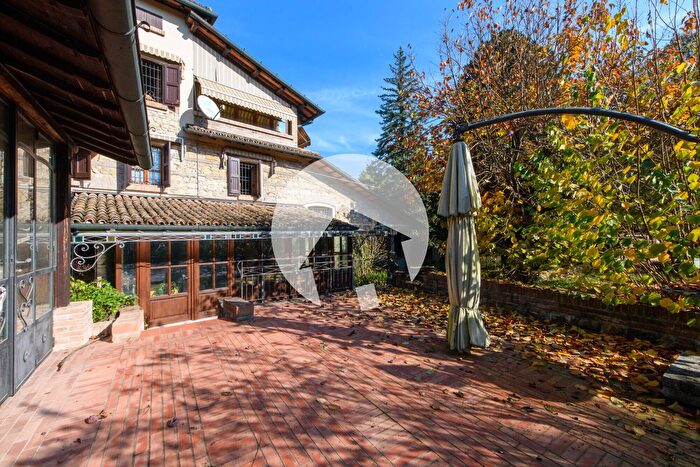 Casa con 18 locali in vendita in Via Motti, Albinea