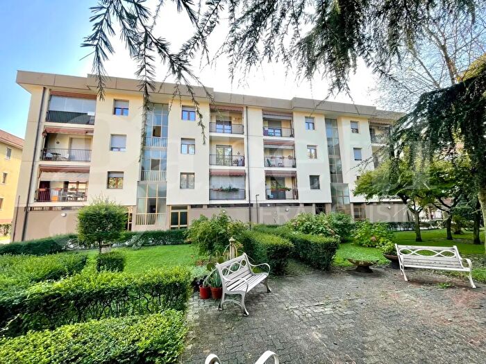 Appartamento quadrilocale in vendita in Via Allegri, Collegno