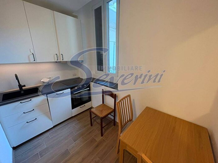 Appartamento bilocale in affitto in via vitani, Centro Storico, Como