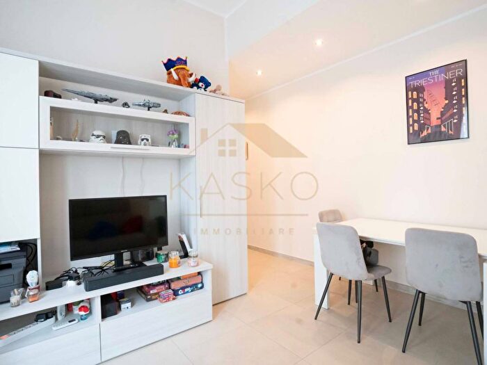 Appartamento quadrilocale in affitto in Piazza Aurelio Saffi, Centro Storico, Savona