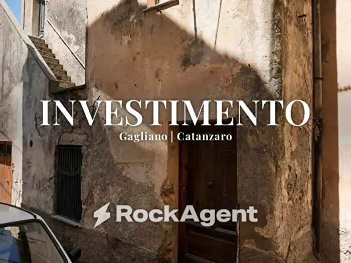 Appartamento bilocale in vendita in Via Pubblica Istruzione, Catanzaro
