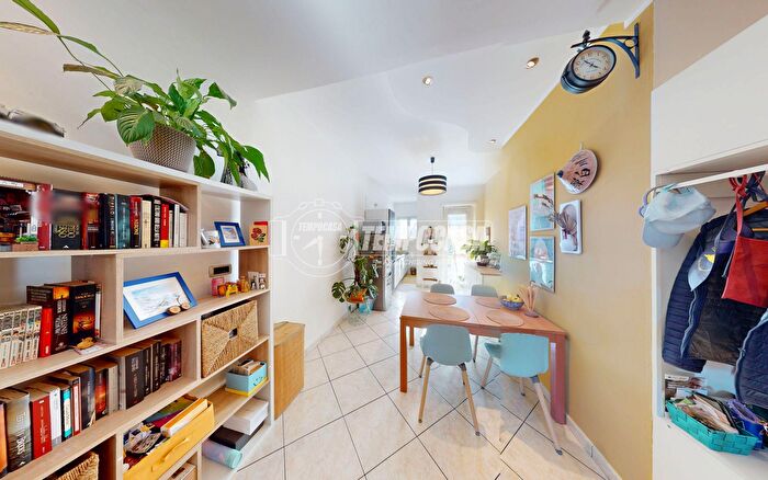 Appartamento trilocale in vendita in Corso Taranto a, Torino