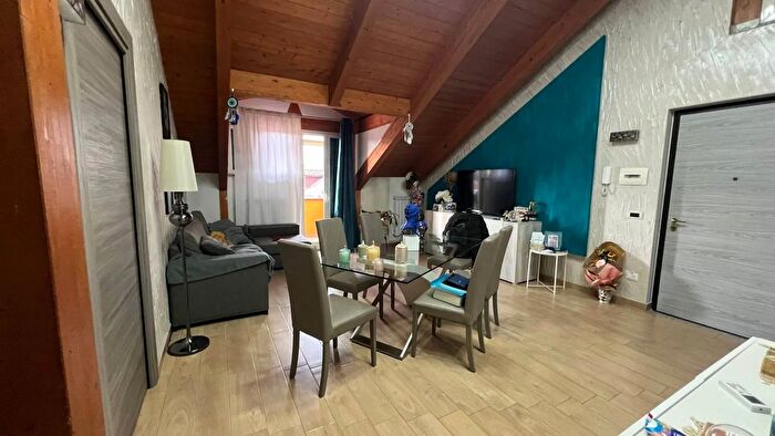 Casa trilocale in vendita in Via Gian Domenico Romagnosi Giugliano in Campania, Giugliano In Campania