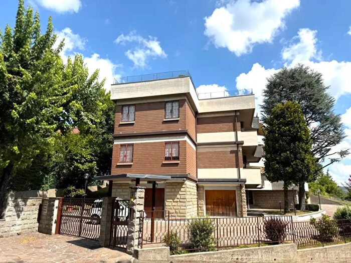 Appartamento quadrilocale in vendita in Via Gagarin, Sasso Marconi