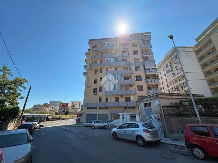 Appartamento quadrilocale in vendita in Via del Lavoro, Brindisi