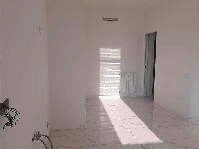 Appartamento quadrilocale in vendita in Milano