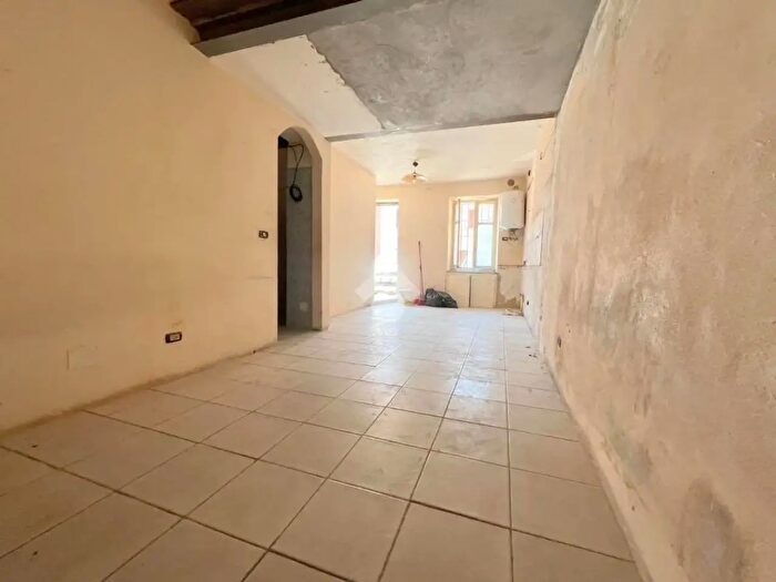 Casa con 5 locali in vendita in Via Umberto I, Castello Di Annone