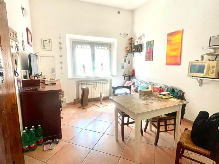 Appartamento trilocale in vendita in Siena