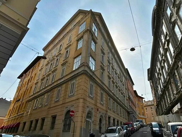 Appartamento bilocale in vendita in Trieste