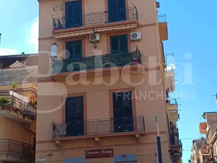 Appartamento bilocale in affitto in Via Palagonia, Bagheria