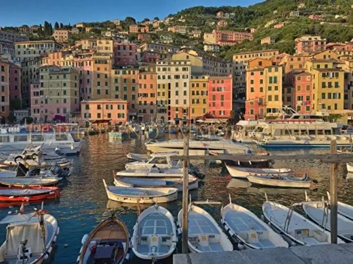 Appartamento con 6 locali in vendita in Corso Giuseppe Mazzini, Camogli