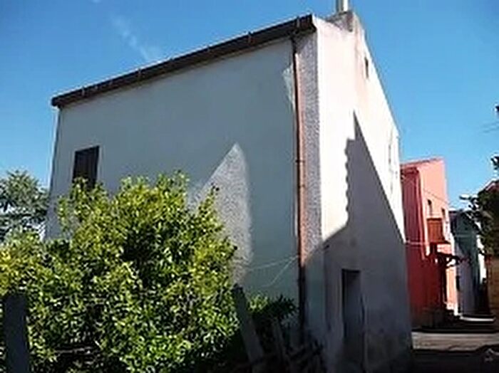 Casa quadrilocale in vendita in Villalfonsina