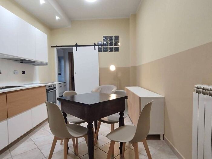 Appartamento bilocale in affitto in Via Sassari, Aurora, Torino