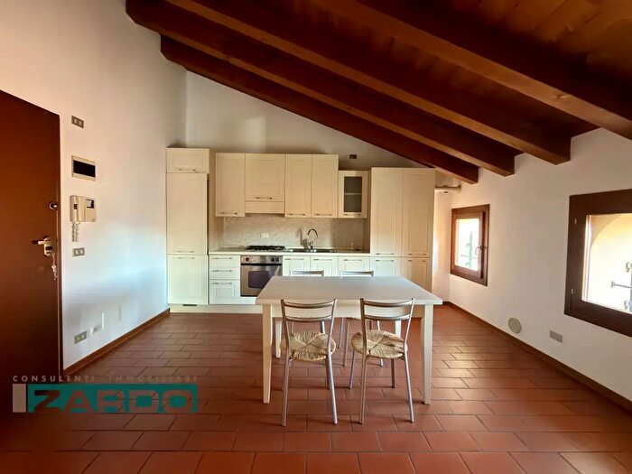 Appartamento bilocale in affitto in Castello Di Godego
