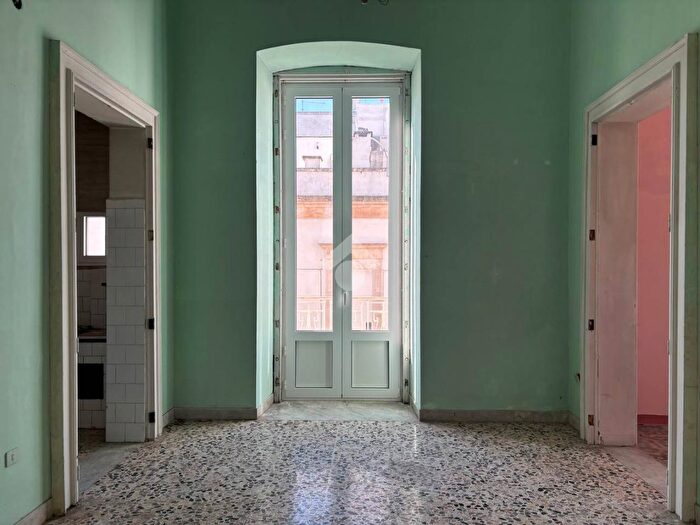 Appartamento trilocale in affitto in Via Armando Diaz, Martina Franca