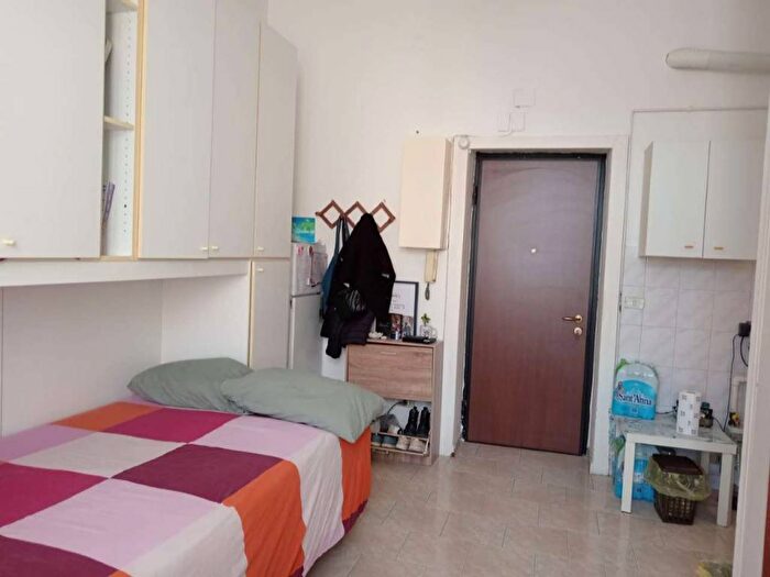 Appartamento monolocale in affitto in via Ravenna, Corvetto, Milano