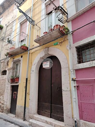 Appartamento trilocale in vendita in Via Michelangelo Ziccardi, Campobasso