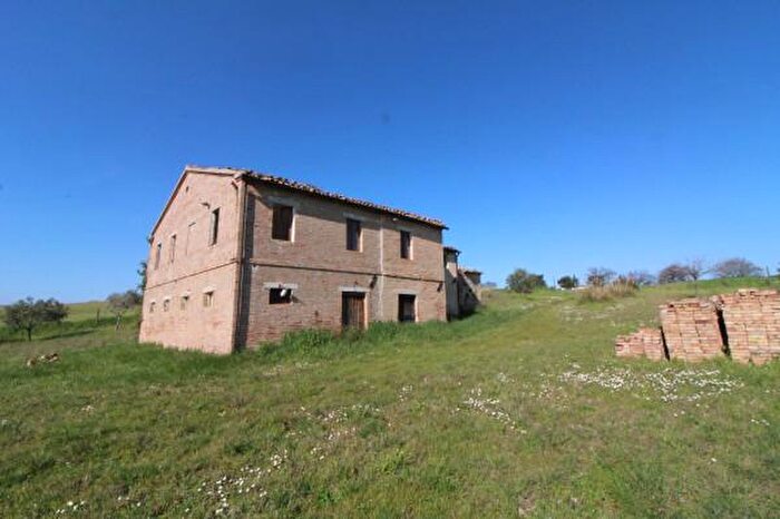 Casa con 5 locali in vendita in Via Monteschiavo, Maiolati Spontini