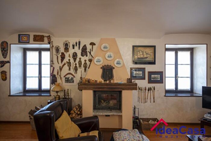 Casa in vendita in Via Castello Bollengo To, Bollengo