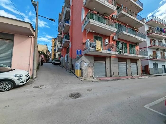 Appartamento bilocale in affitto in Traversa II Luciano, Pozzuoli