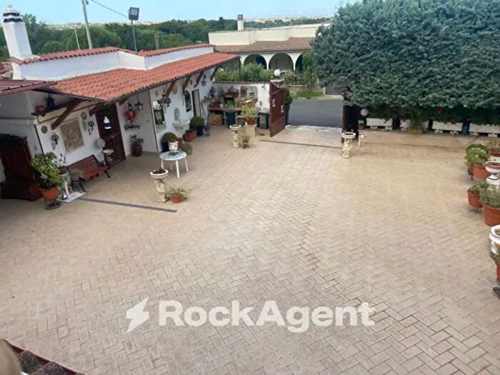 Casa trilocale in vendita in Via G Donizetti, Zagarolo