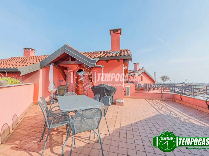 Appartamento trilocale in vendita in Via delle Orchidee, Trivolzio