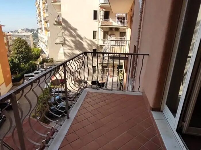 Appartamento bilocale in affitto in Via Santo Stefano, Napoli