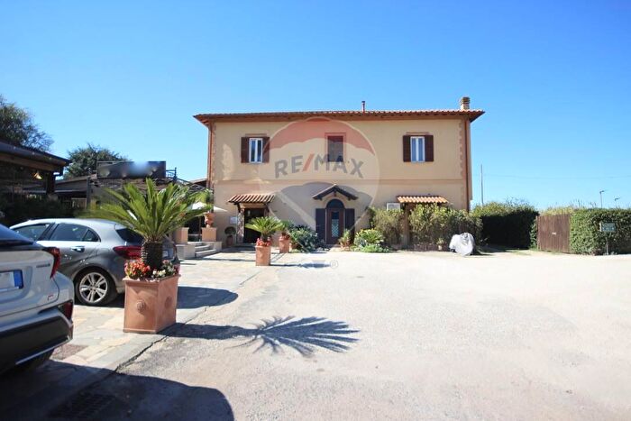 Appartamento bilocale in vendita in Via Ardeatina, Roma