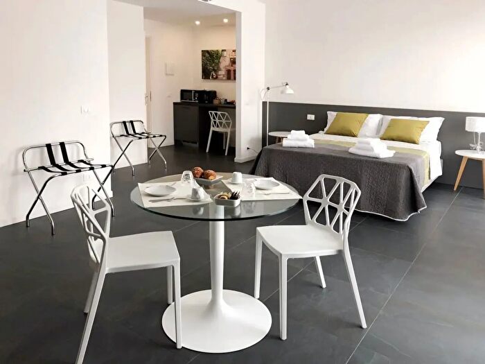 Appartamento monolocale in affitto in Via Salomoni, Verona