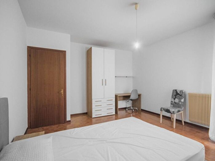 Appartamento trilocale in affitto in Via Vittorio Emanuele Orlando, Stanga Pio X, Padova