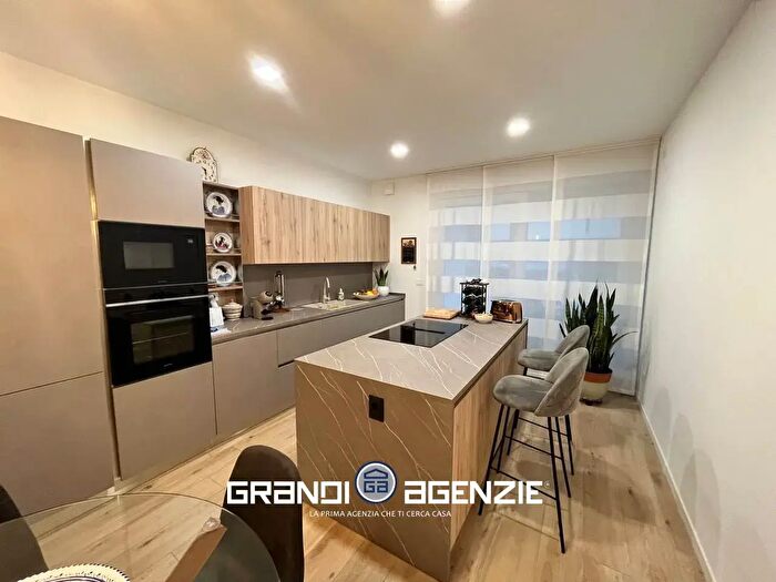 Appartamento trilocale in vendita in Via Vittorio Veneto, Casale Sul Sile