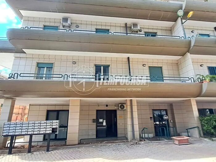Appartamento trilocale in vendita in Via Piscina Nuova M, Adelfia