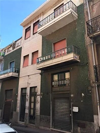 Casa con 7 locali in vendita in Via Roma Carlentini, Carlentini
