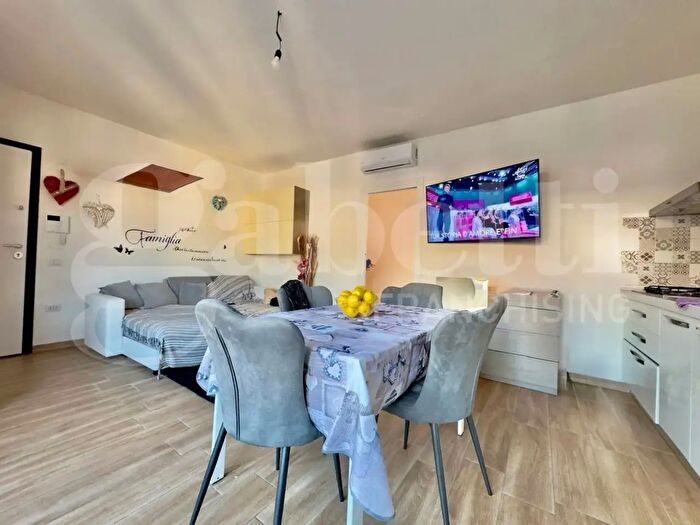 Appartamento trilocale in vendita in Sinnai