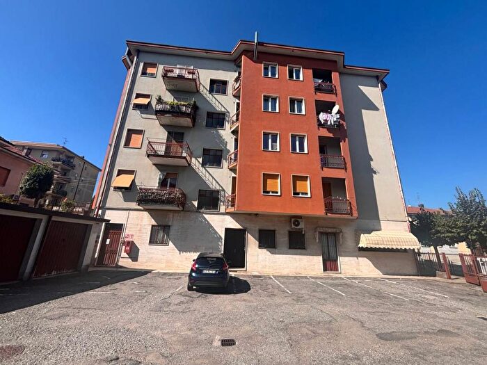 Appartamento trilocale in affitto in Via Montebello, Solbiate Arno