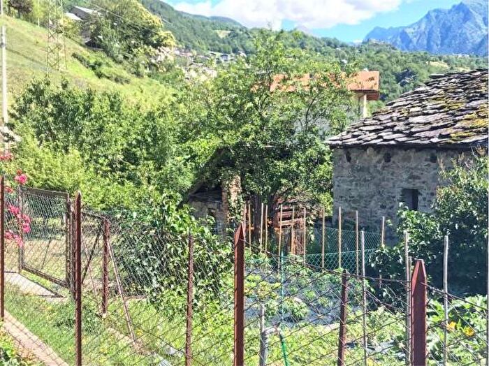 Case in Vendita e in Affitto - 3