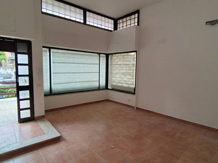 Appartamento monolocale in affitto in Via Giovanni Soriano, Centro, Acerra
