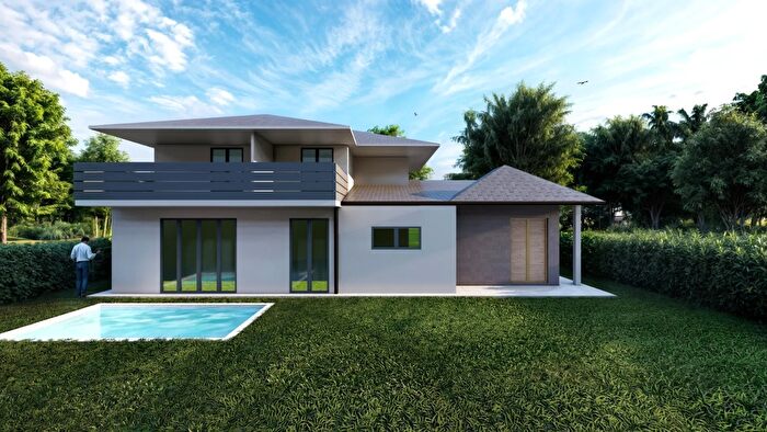 Casa quadrilocale in vendita in Via Trieste, Camaiore