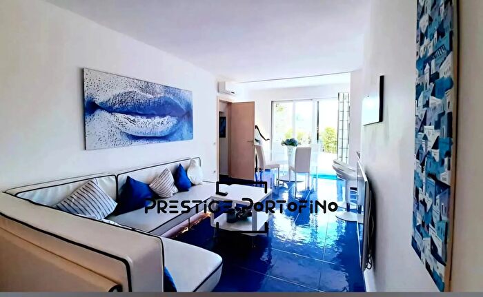 Appartamento con 5 locali in vendita in Rapallo