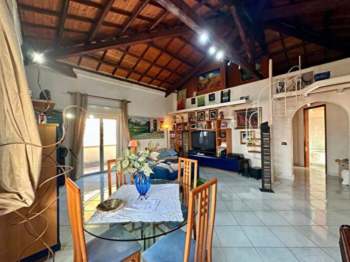 Appartamento con 5 locali in vendita in Via Carrara, Barcellona Pozzo Di Gotto