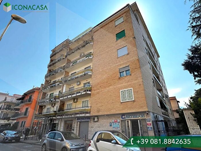 Appartamento trilocale in vendita in Via Francesco Caiazzo, Pomigliano DArco