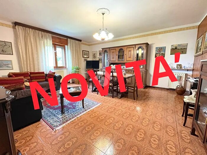 Casa trilocale in vendita in Str di Massa, Narni