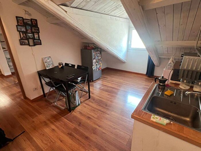 Casa trilocale in affitto in Via Claudio Luigi Berthollet, San Salvario Baretti, Torino