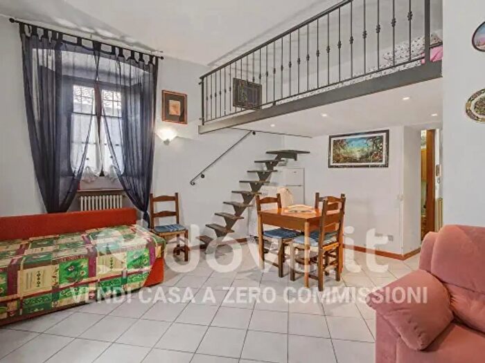 Appartamento bilocale in vendita in Via Regina Margherita, Gignese