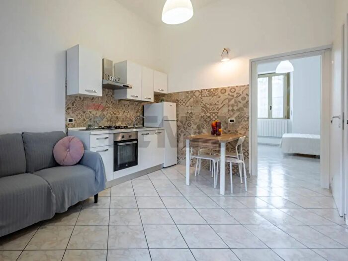 Appartamento bilocale in vendita in Via Pascarella B, Monza