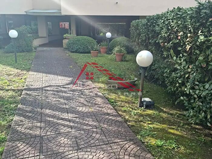 Appartamento con 5 locali in vendita in Ntonio Pesenti, Pisa