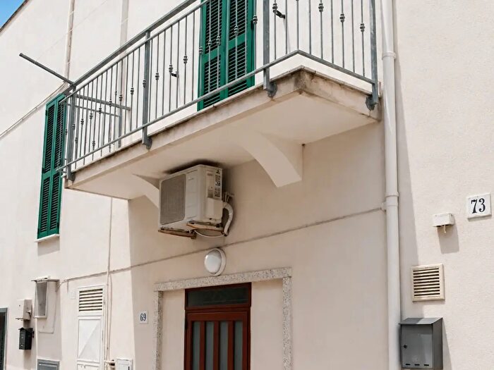 Casa con 5 locali in vendita in Via Mario Rapisardi, Ostuni